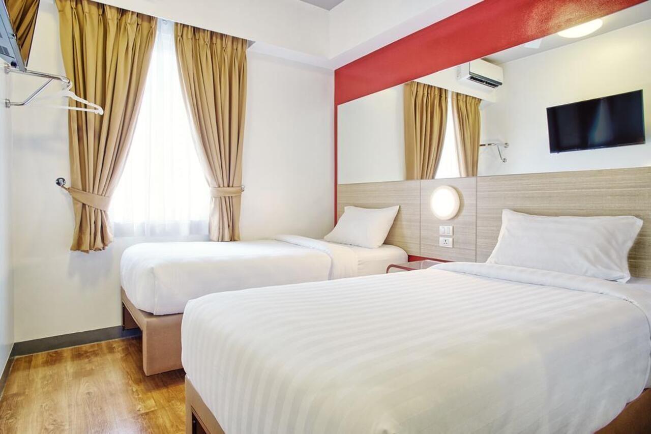 Red Planet Makati Amorsolo Makati City Kültér fotó